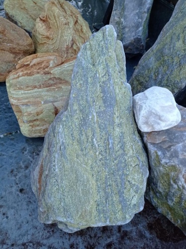 Златолит жёлтый, жёлто-зелёный глыбки и валуны для ланшафтного дизайна купить в Электроуглях