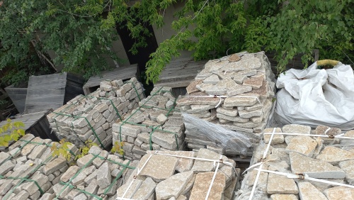 Гранитный плитняк галтованный для мощения купить в Электроуглях